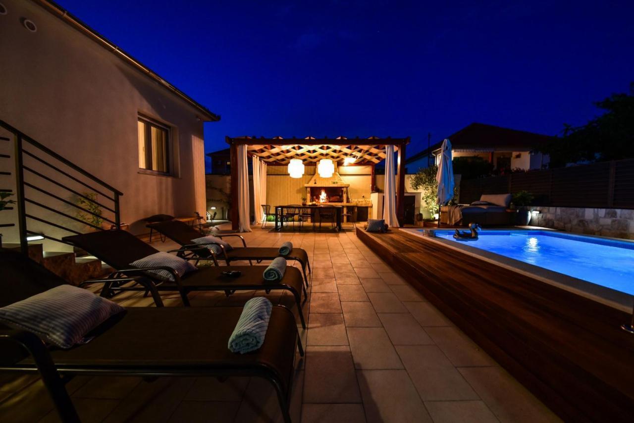 Villa Teuta Zadarvillas Екстериор снимка