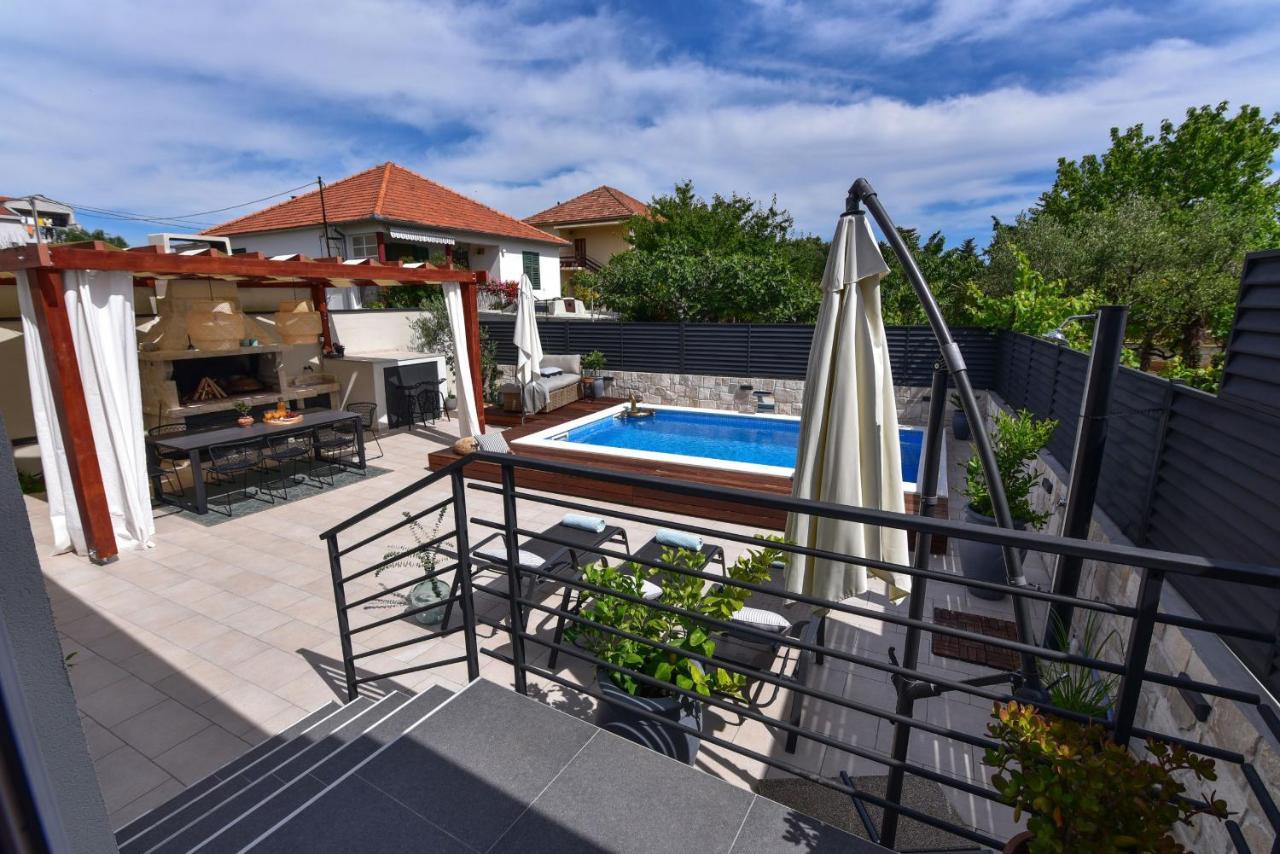 Villa Teuta Zadarvillas Екстериор снимка